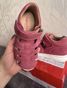 Superfit sandaalid 25 (4 foto / 4)