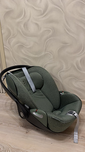 Автолюлька Cybex Cloud T Plus (1 фото из 7)