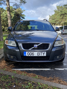 Volvo v50 (1 foto / 11)