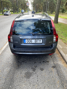 Volvo v50 (4 foto / 11)