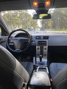 Volvo v50 (10 foto / 11)