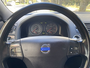 Volvo v50 (11 foto / 11)