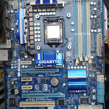 GIGABYTE GA-P55A-UD4 / i7-860 / 4GB Ballistix / GTX 660