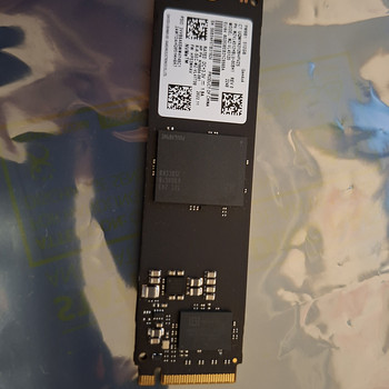 Samsung PM9B1 512GB NVMe M.2 SSD