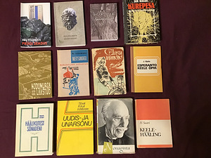 Книги (2 фото из 4)