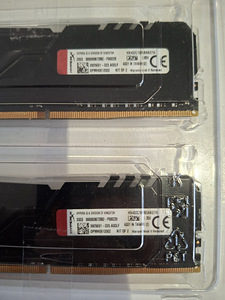 Kingston HyperX / FURY 32GB (4×8GB) DDR4-3200 CL16 (3 foto / 6)