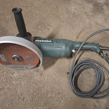 Metabo WP 2000-230 – 2000 W / 230 mm nurklihvija