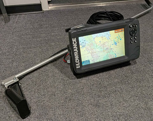 7" Эхолот Lowrance Hook2 + карта глубин Navionics 2027 (2 фото из 4)