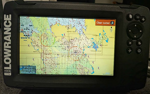 7" Эхолот Lowrance Hook2 + карта глубин Navionics 2027 (3 фото из 4)