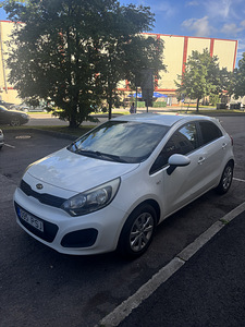 Kia Rio (1 фото из 8)