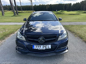 W204 купе (4 фото из 8)