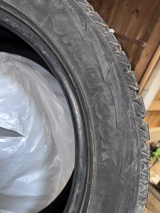 265/50 R20 (1 фото из 4)
