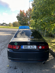 Honda Accord (3 фото из 9)