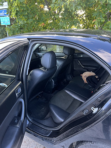 Honda Accord (2 фото из 9)