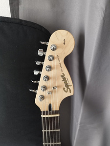 Squier by Fender stratocaster Affinity (3 foto / 4)