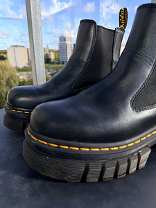 Saapad Dr. Martens (2 foto / 6)