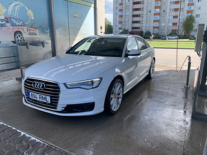 Audi (3 foto / 15)