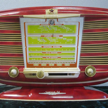 Zvezda54 haruldane vana lampraadio