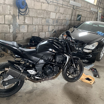 Kawasaki Z750