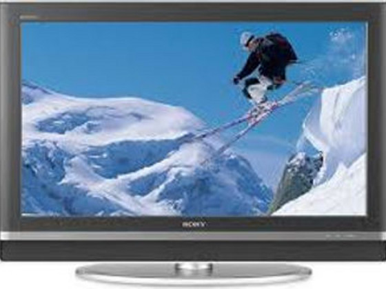 Телевизор Sony Bravia, требующий небольшого ремонта.