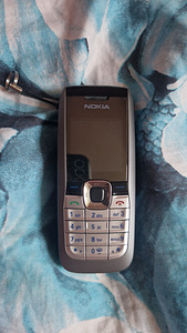 Nokia 2610 (2 foto / 6)