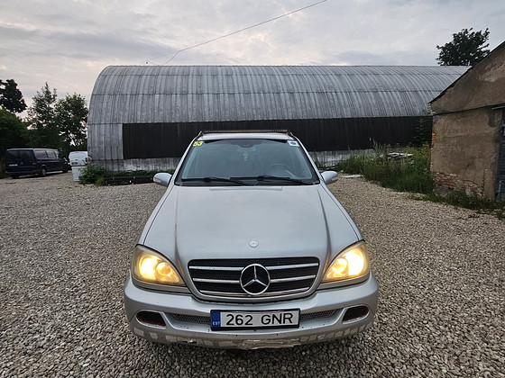 Mercedes ml270