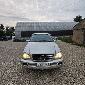 Mercedes ml270