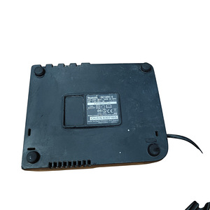 Зарядка Makita DC18RC (2 фото из 5)