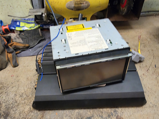 Alpine raadio IVA-502R ja võim MRA-F350
