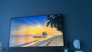 Samsung UE55NU7172 55” 4K Smart TV (1 foto / 3)