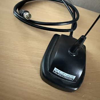 Исправная комнатная антенна DVB-T/T2 König KN-DVBT-IN10