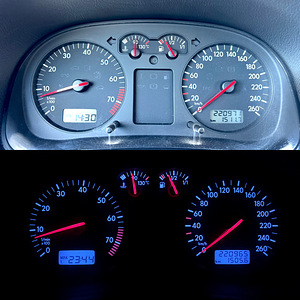 Volkswagen Bora (11 foto / 15)