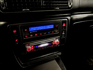 Volkswagen Passat (10 foto / 15)