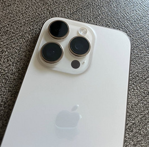 iPhone 16 Pro 512gb (1 foto / 4)