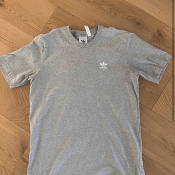 Adidas t-särk S