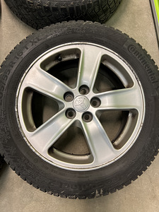 Toyota originaal valuveljed 16" + Continental IceContact 2 (3 foto / 10)