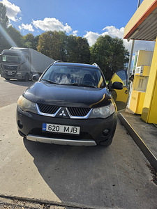 Mitsubishi outlander (1 foto / 8)