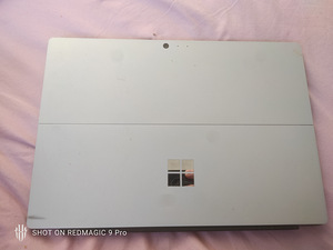 Microsoft Surface Pro 4, 128GB / 4GB RAM (6 foto / 6)