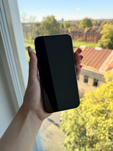 iPhone 11 64GB (1 foto / 10)