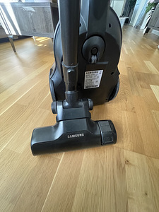 Electrolux tolmuimeja VC-H4217e-10 (3 foto / 5)