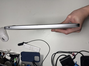 MacBook 2017 13-inch i5 / 8 GB (7 foto / 8)