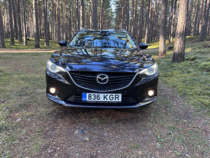 Mazda 6 (2 foto / 7)