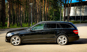 Mercedes-Benz E 250 Avantgarde 1.8 150kW (2010) (3 foto / 15)