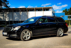 Mercedes-Benz E 250 Avantgarde 1.8 150kW (2010) (5 foto / 15)