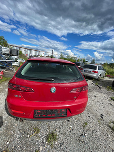 ALFA ROMEO 159 1.8 BENSIIN, MAN, VARUOSAD (5 foto / 10)