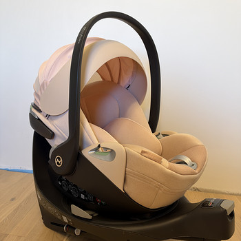 Cybex turvahäll koos ISOFIX-alusega
