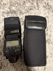 Canon Speedlite 580EX II (1 foto / 3)