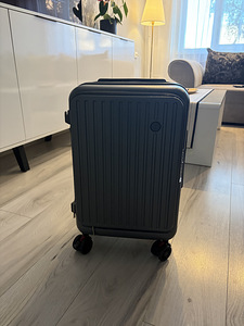 Kohver 56x 35x 27 hall (1 foto / 8)