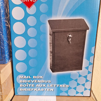 Uued Vepa Binsi postkastid pakendites (9 tk.)