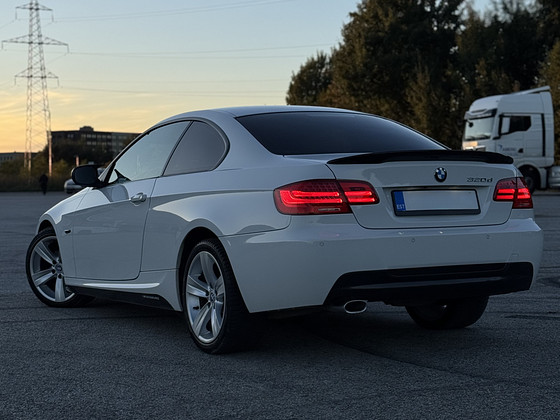 BMW E92 320d M-Pakett | 2012 | 209 859 km | Itaaliast